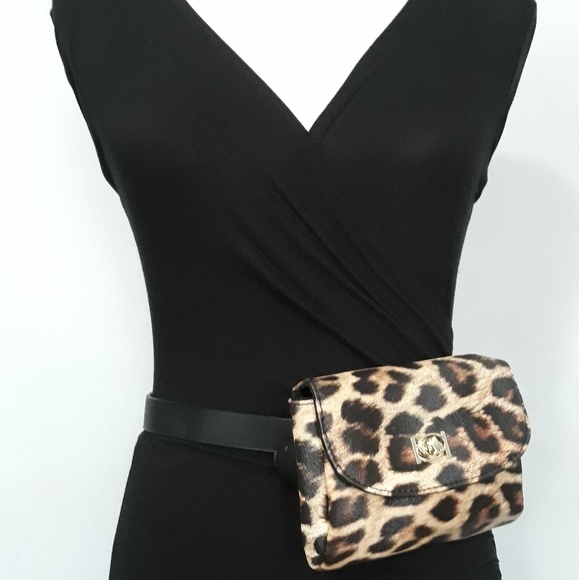 Bebe Donna Leopard Fanny pack Belt - Picture 2 of 5